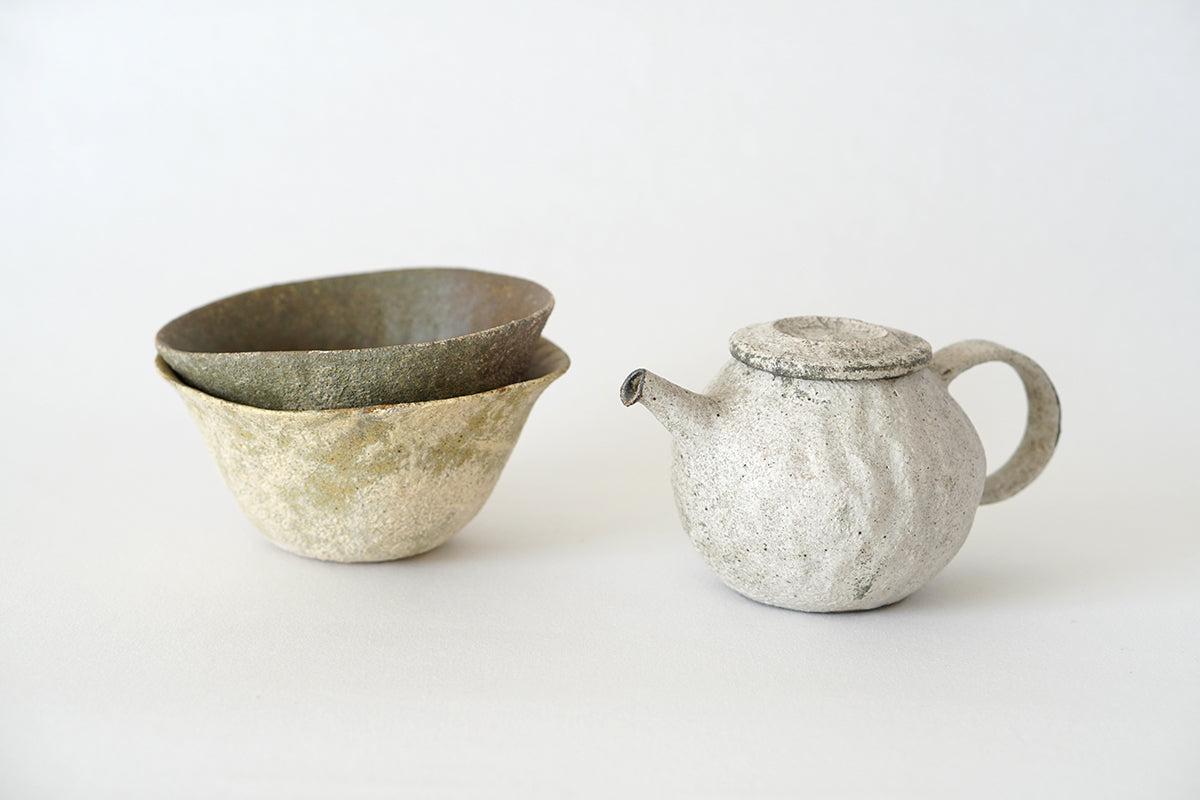 鈴木敬子 | 月面 ポット、月面ボウル 入荷のお知らせ