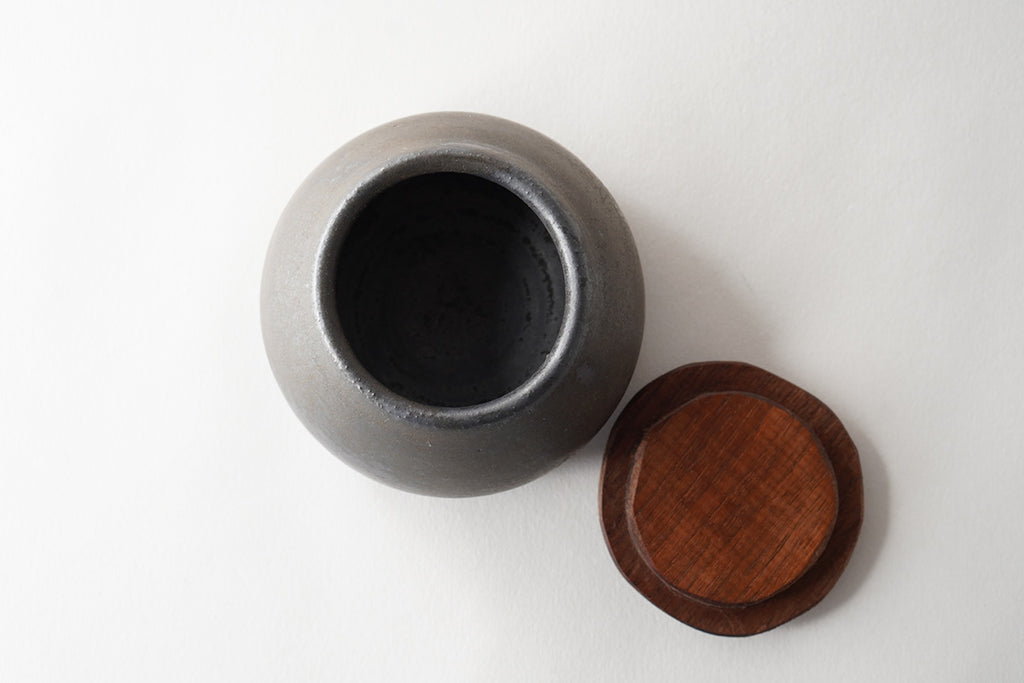 馬場勝文陶工房 | 黒釉 木のふたもの