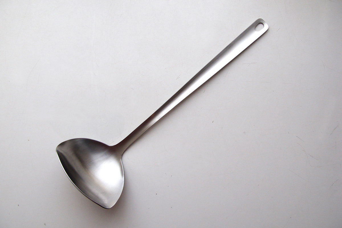 一菱金属 すくいやすく注ぎやすいレードル