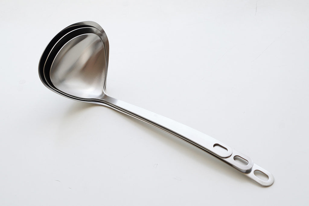 Household Goods Wholesaler | Clam Ladle (Medium)
