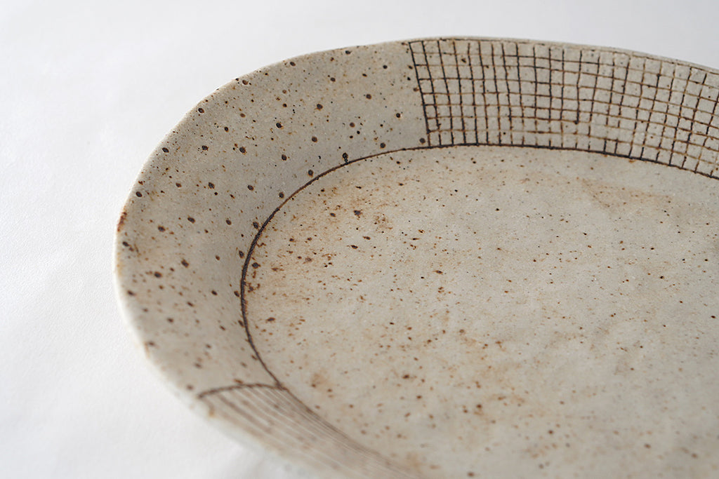 Junko Kanari | Oval Plate