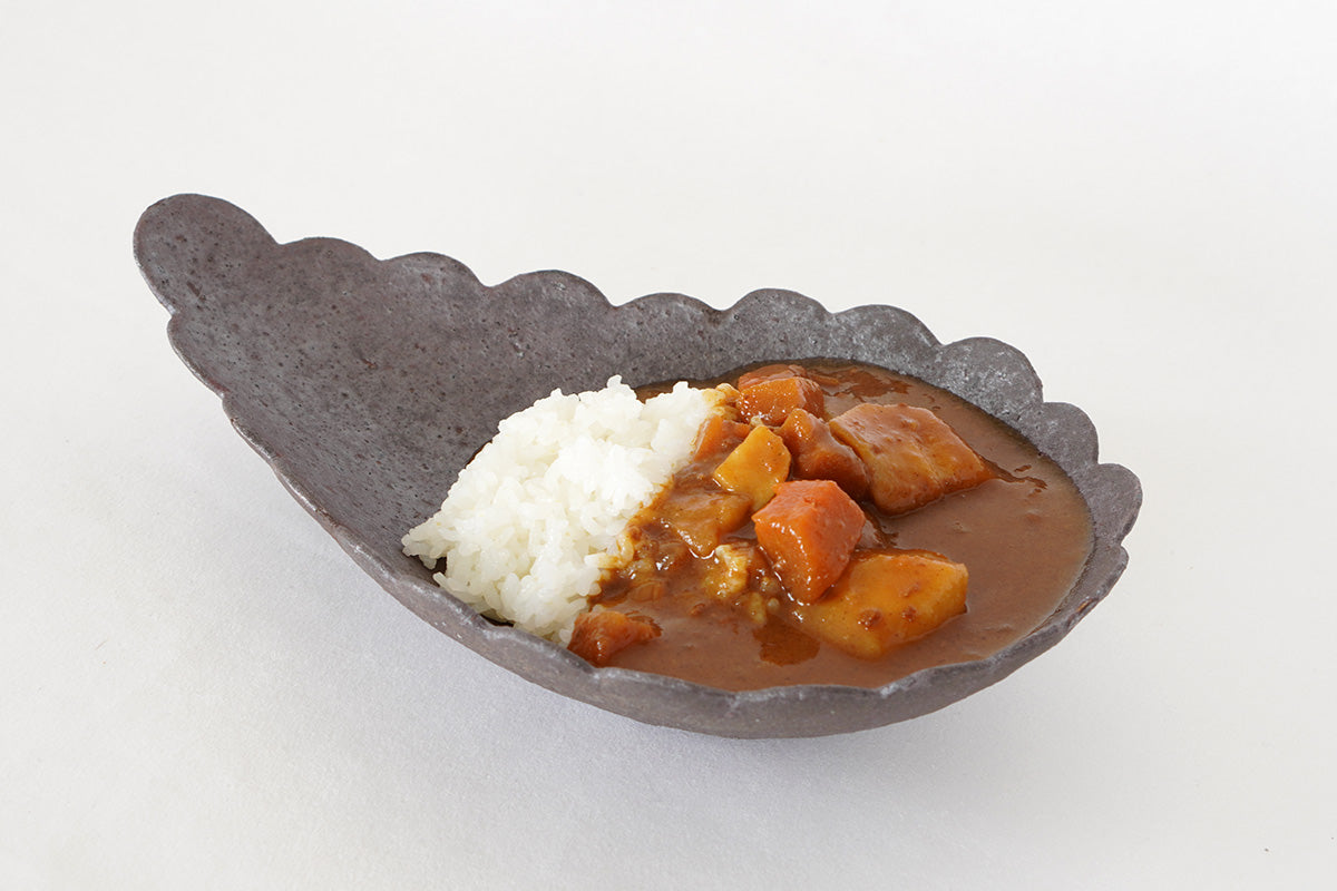 鈴木史恵 ｜ カレー皿 ペイズリー 鉄